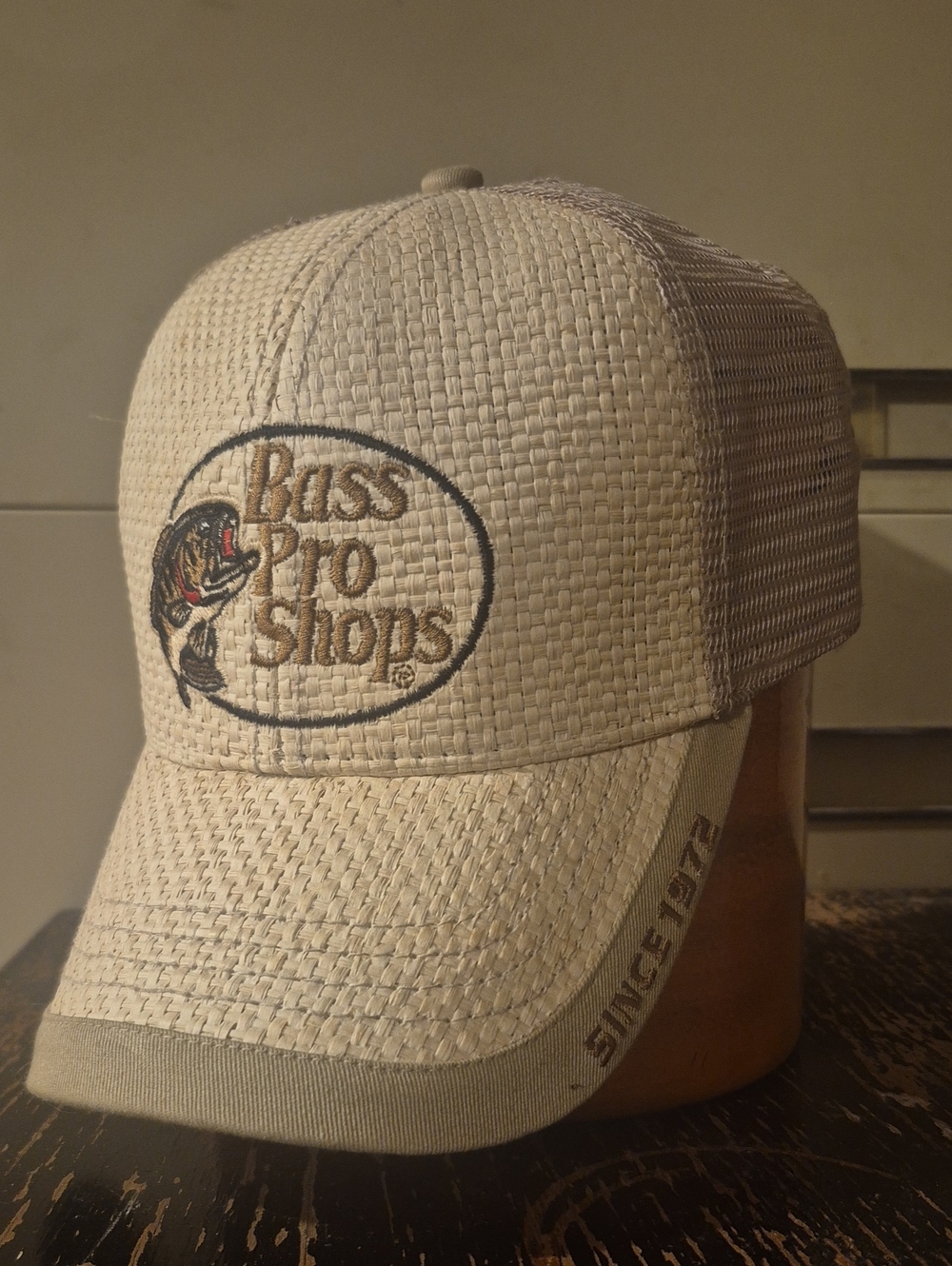 "Bass Pro Shops" Woven Mesh Trucker Hat